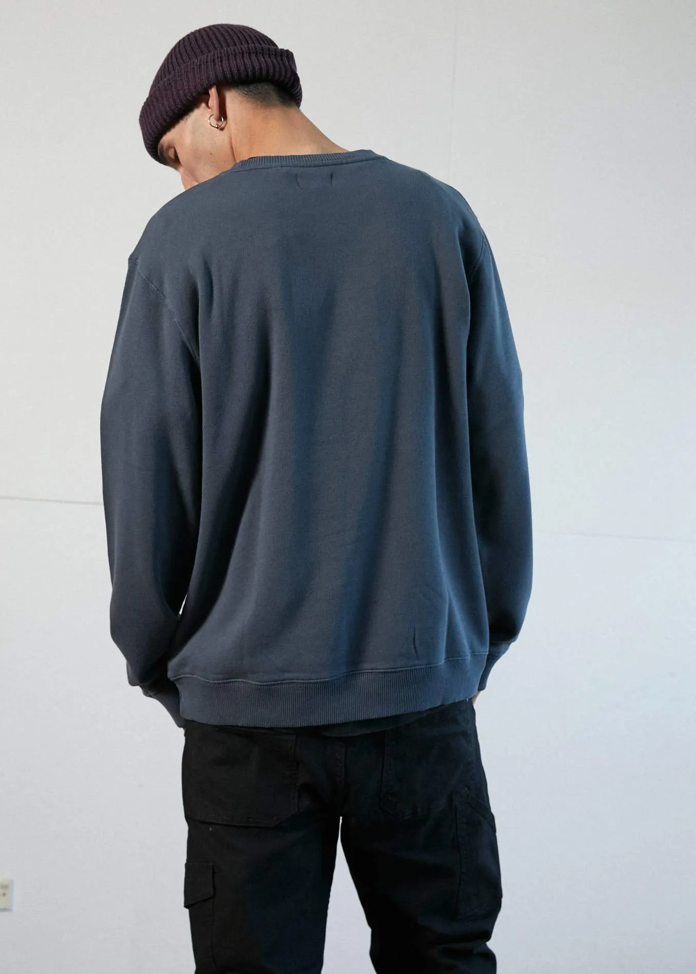 Afends Mens Distorted - Crew Neck - Slate