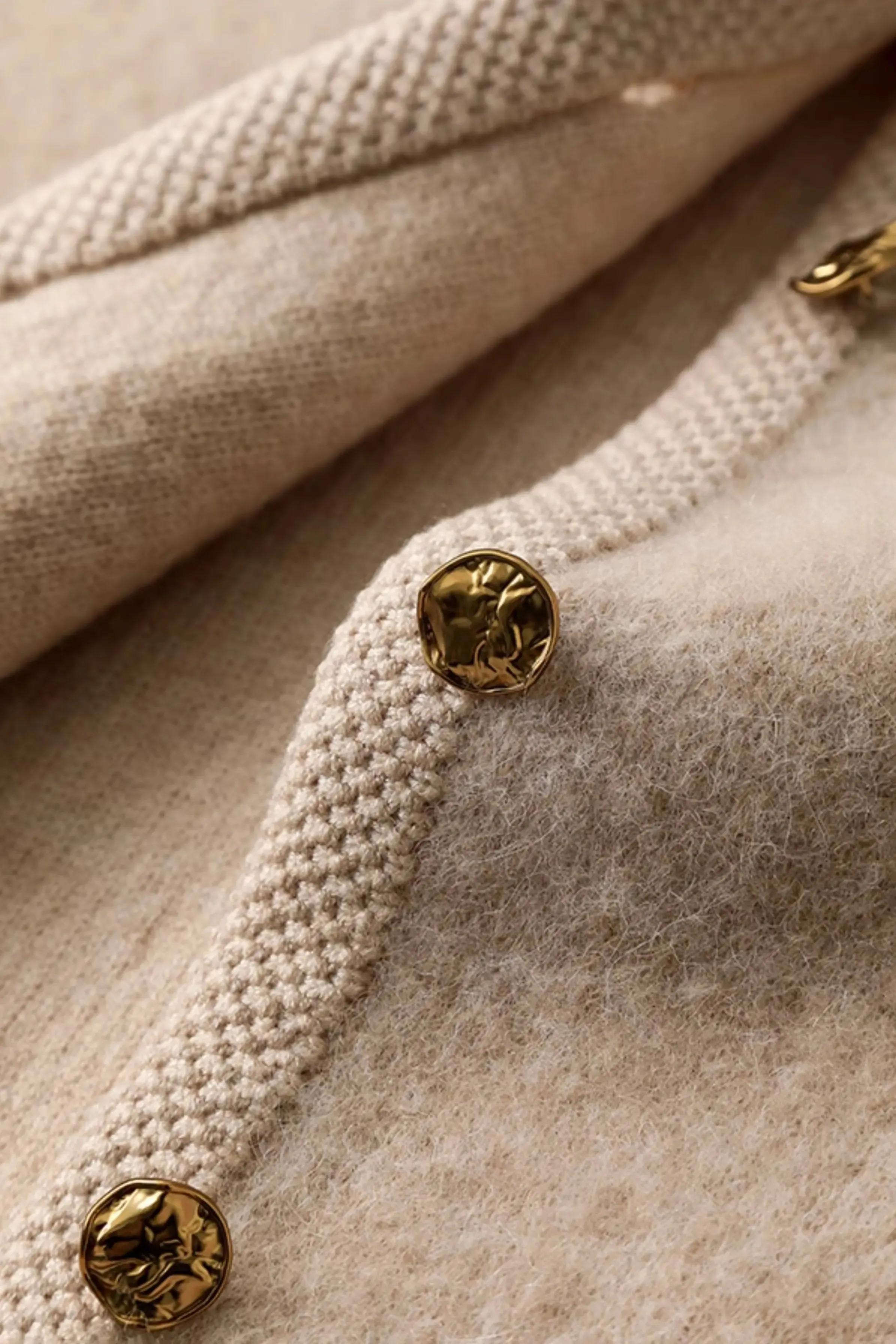 Golden Button Fluffy Alpaca Wool Knit Bouncle Jacket