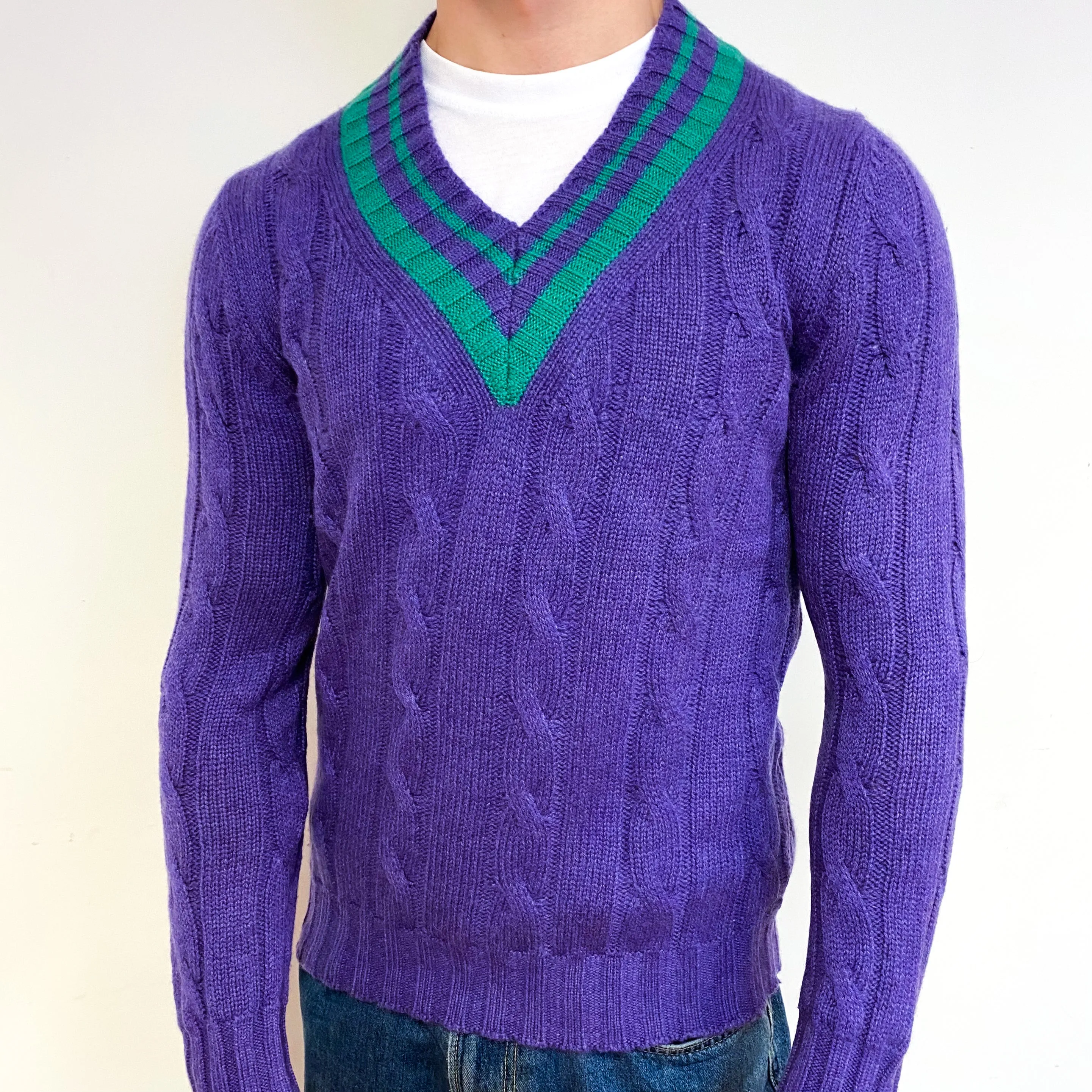 Men's Amethyst Purple Chunky Cashmere V-Neck Jumper Small