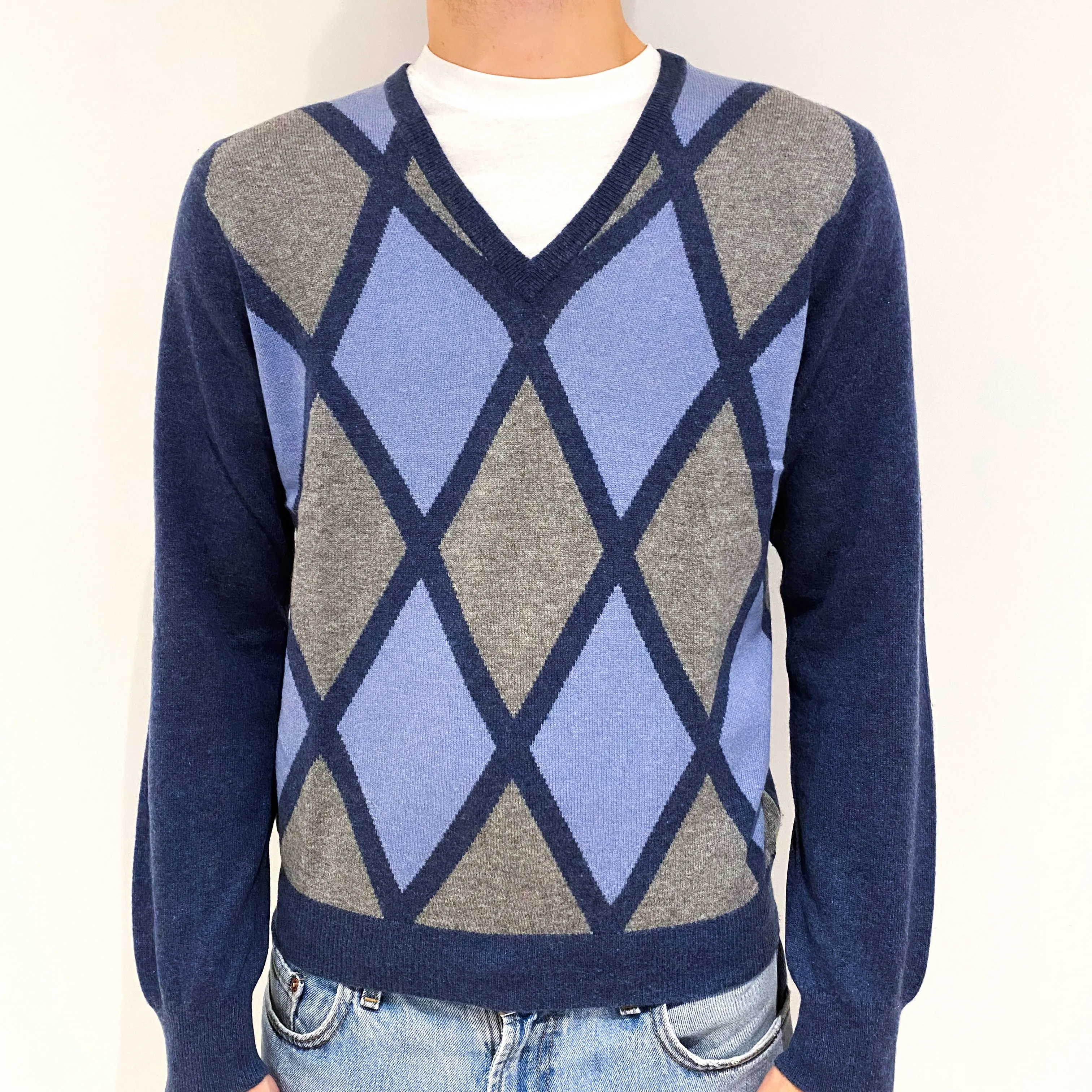 Men's Blue Grey Diamond Pattern Cashmere V-Neck Jumper Medium