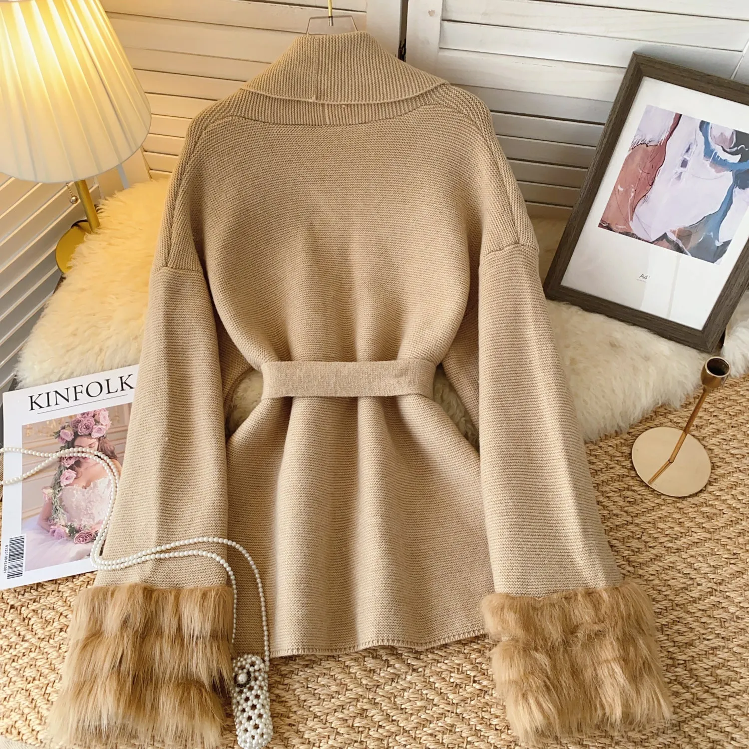 Niche Furry Cuff Lace-up Cardigan
