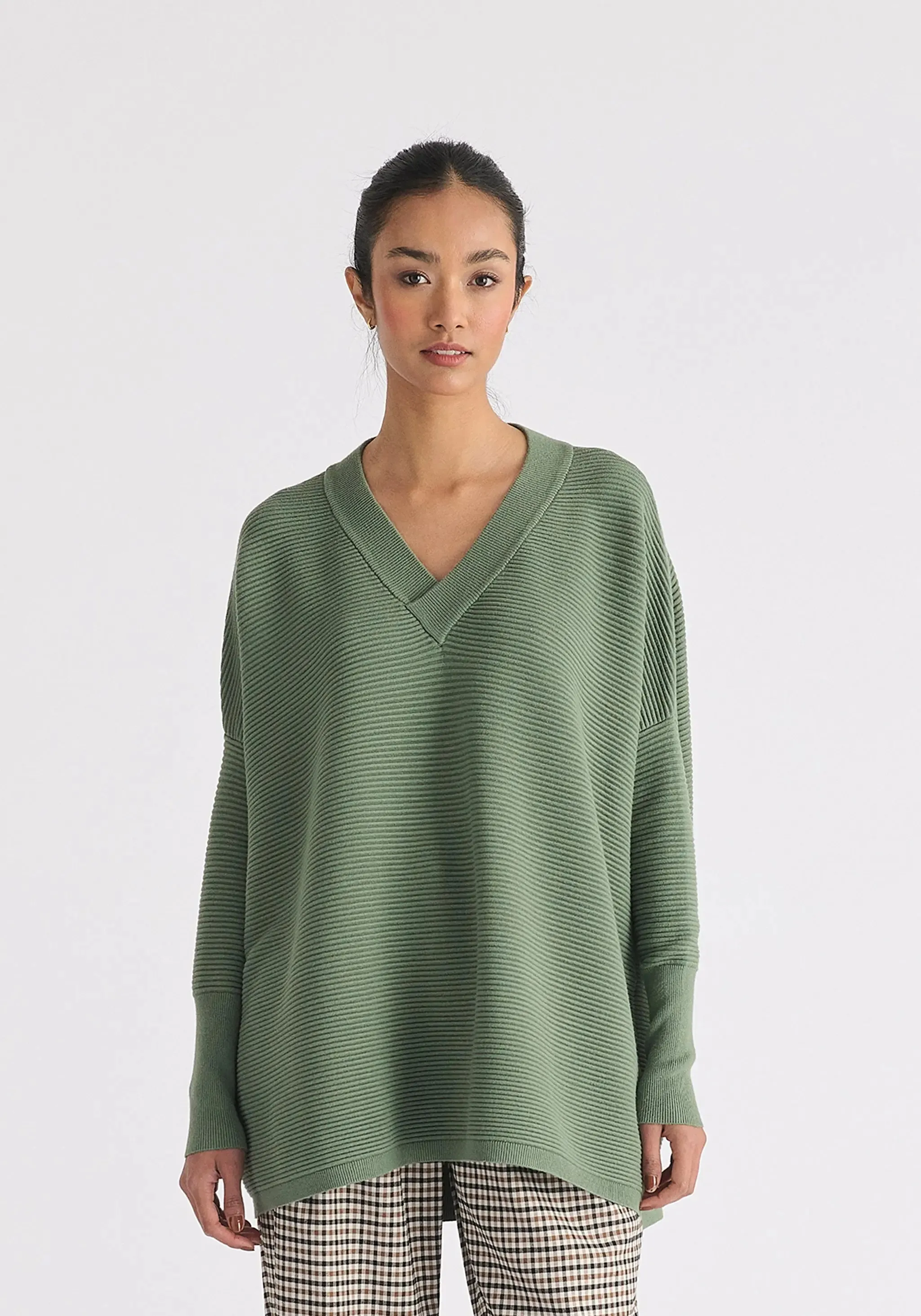 Sage Green V-Neck Ribbed Jumper