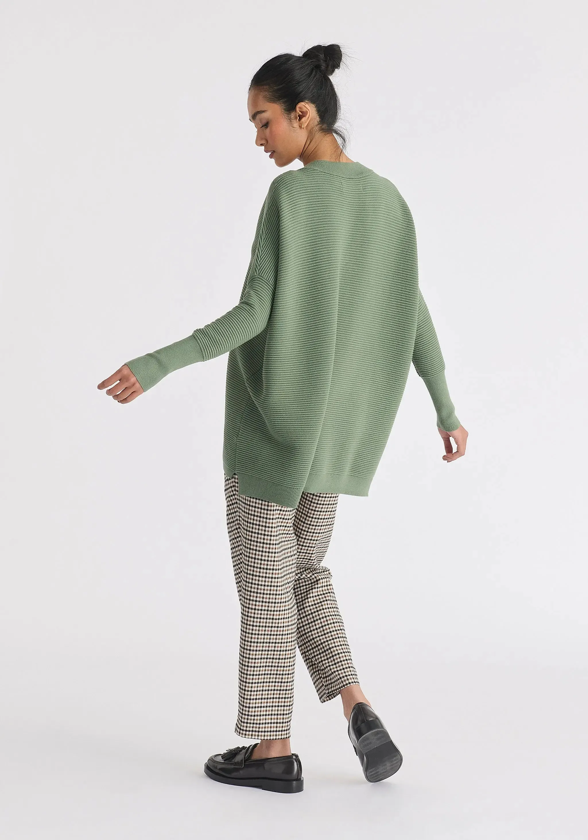Sage Green V-Neck Ribbed Jumper