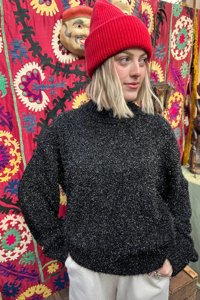 Second Female Lamilla Black Jumper
