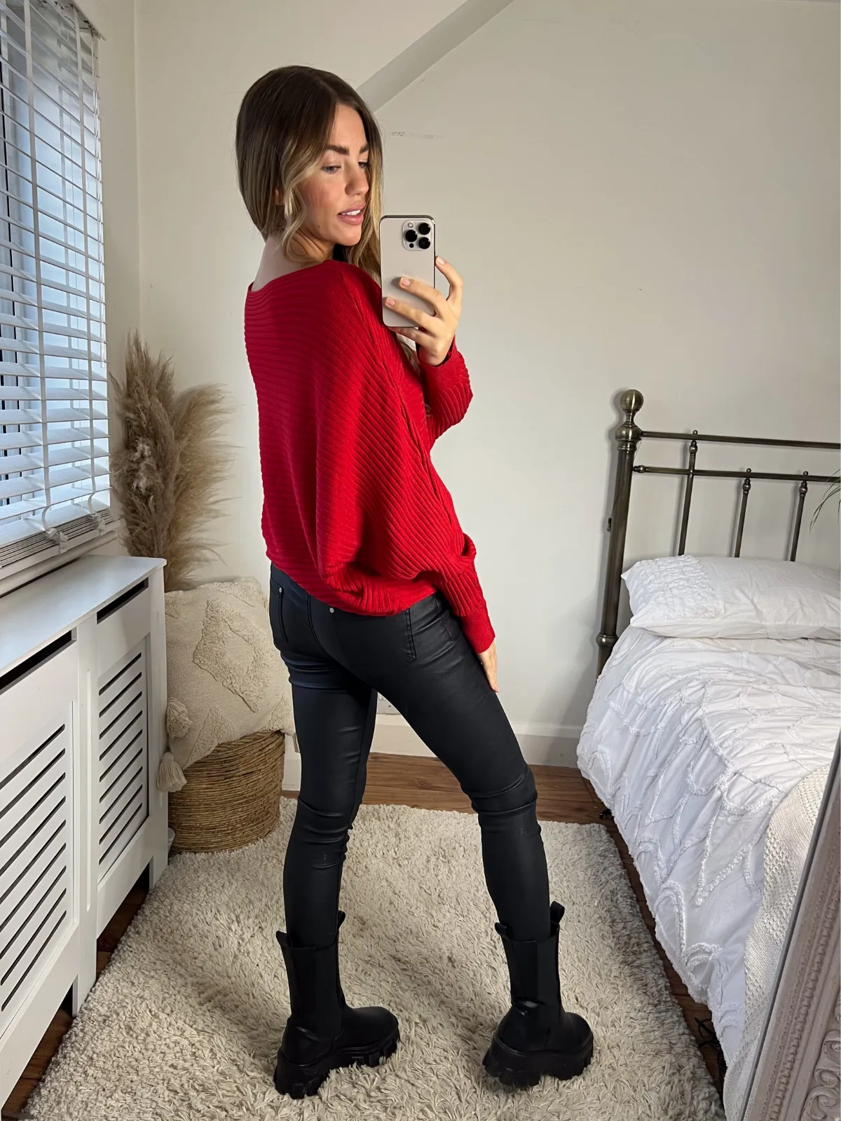 Tessa Batwing Ribbed Knit Jumper / Red
