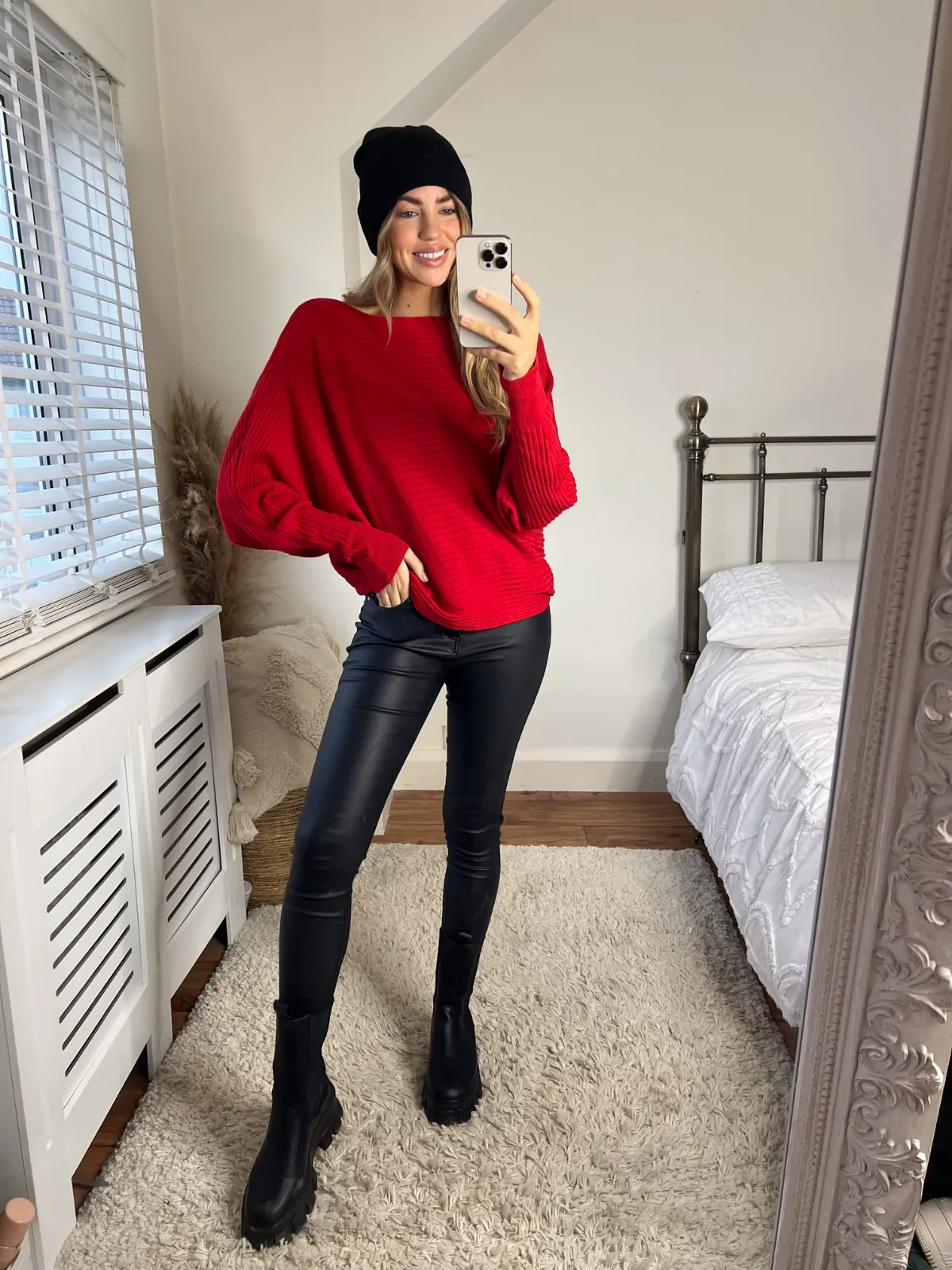Tessa Batwing Ribbed Knit Jumper / Red